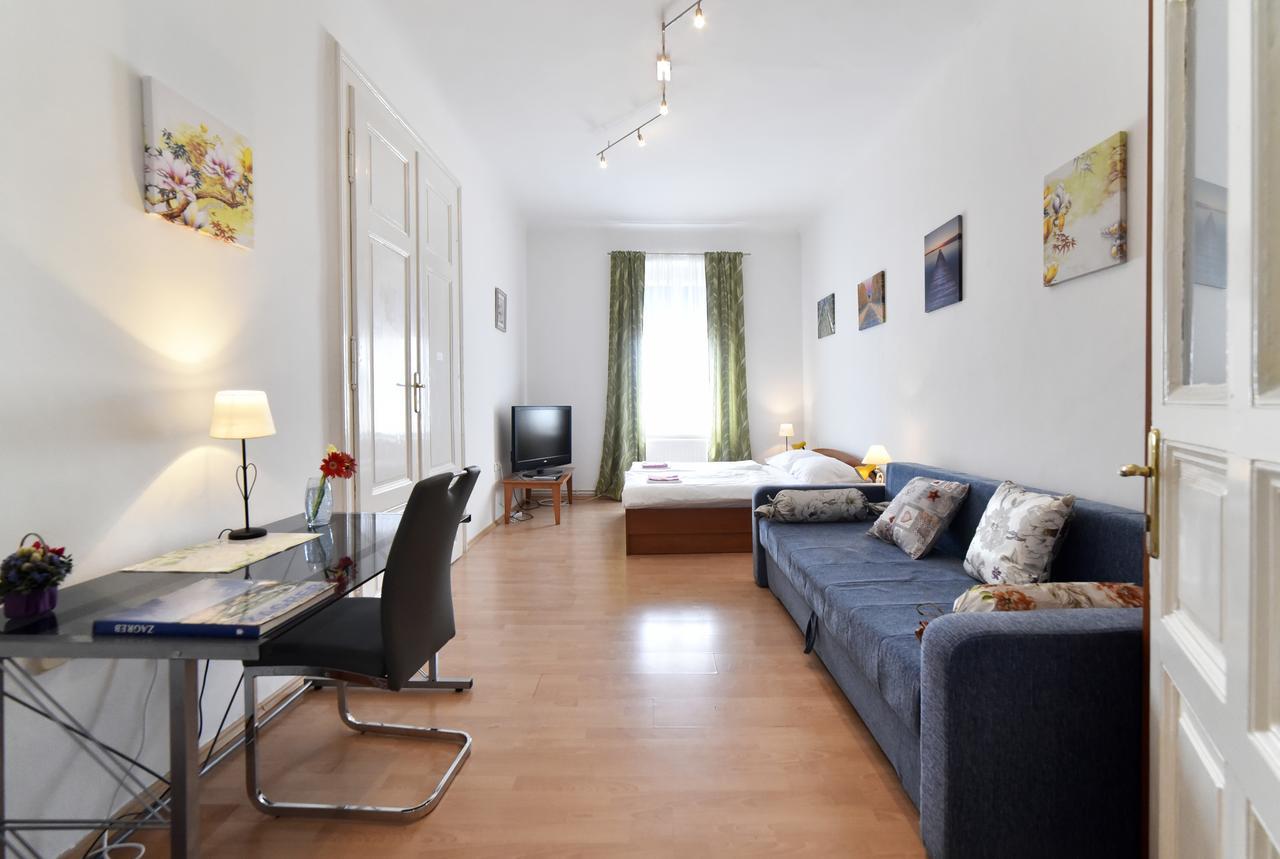 Apartment Tesla Zagreb Exterior photo